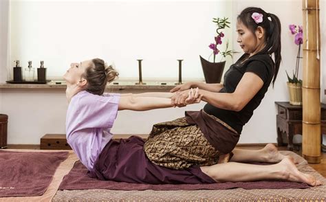 Massage sensuel complet du corps Maison de prostitution Bois de Wych